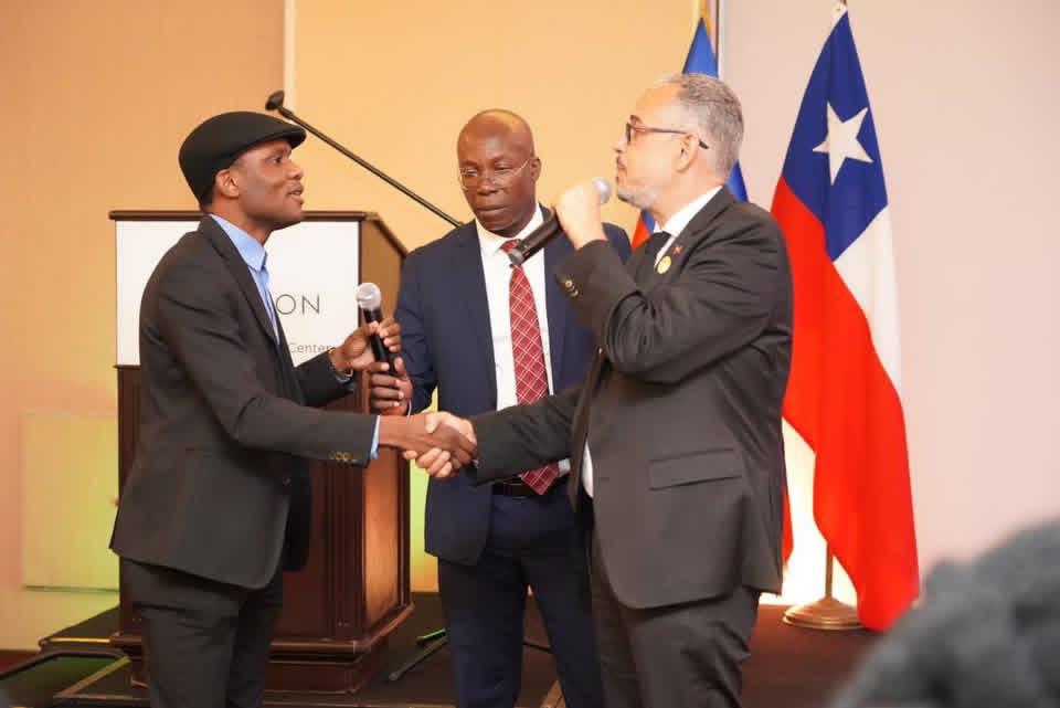 Chili : Alix Didier Fils-Aimé rencontre la communauté haïtienne et plaide pour la sécurité, les élections et l’implication de la diaspora