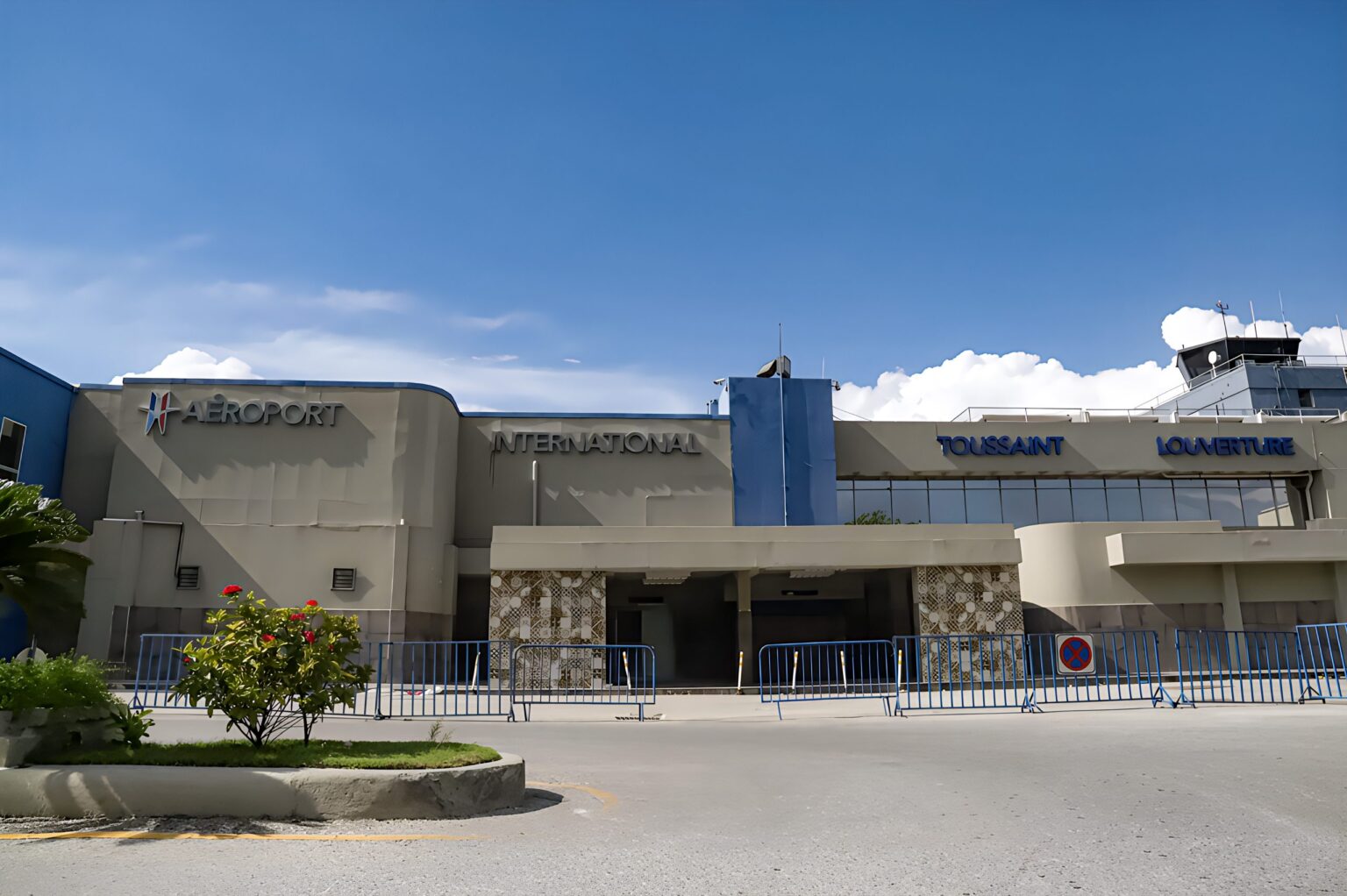 La FAA prolonge les restrictions sur les vols américains à basse altitude au-dessus d’Haïti