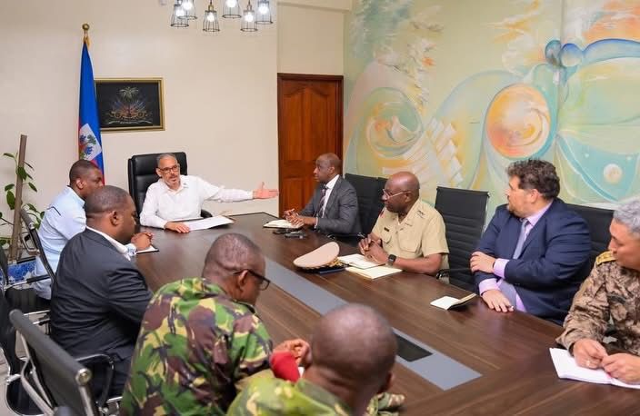 Haïti : le gouvernement passe à une phase offensive et instaure une permanence sécuritaire contre les gangs
